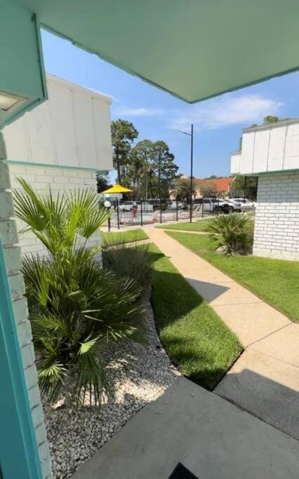 Gulf Shores Getaway Steps Away From The Pool! Экстерьер фото